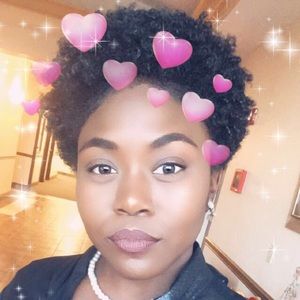 Meet your Posher, Jamila